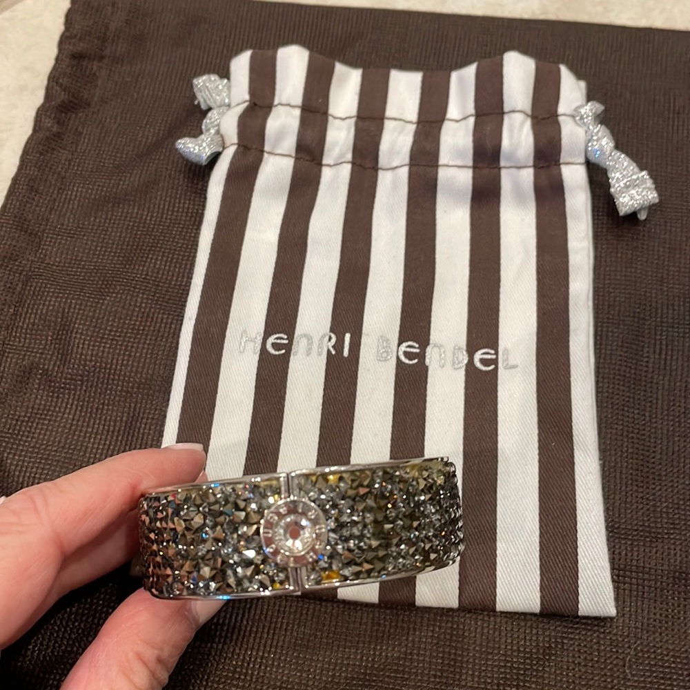 Henri Bendel dazzling bangle bracelet